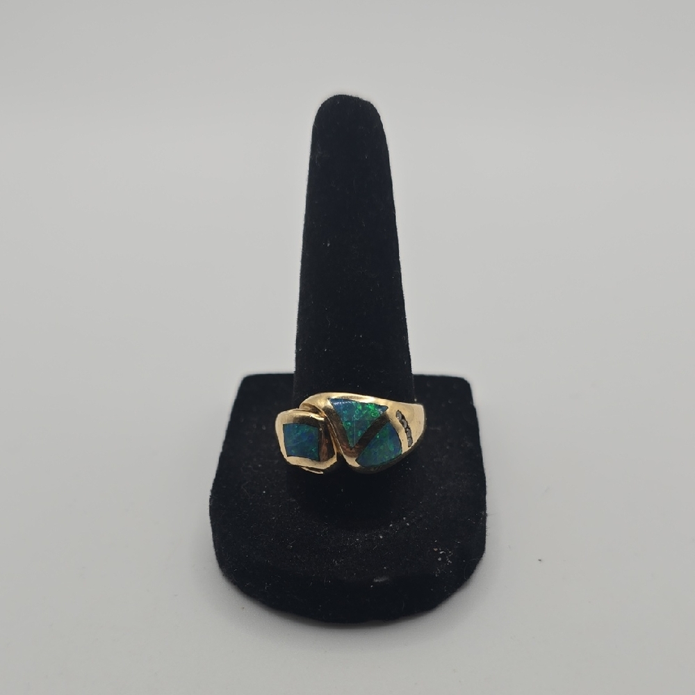 14k Gold Gold and Green/Blue Opal Stones And Diamonds Ring